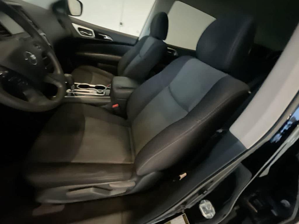 used 2020 Nissan Pathfinder car, priced at $17,286