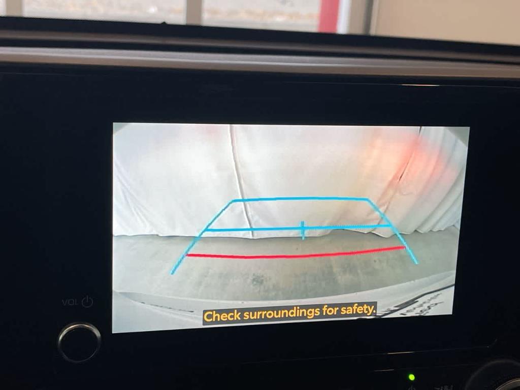 used 2023 Toyota Highlander car, priced at $34,574