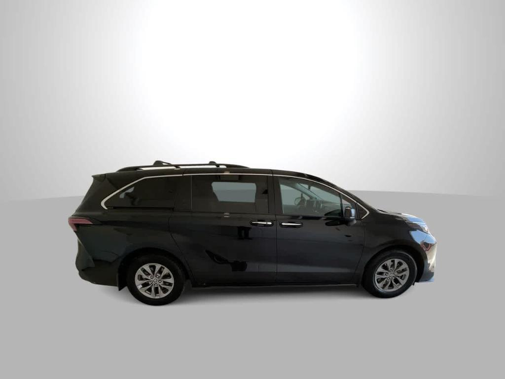 used 2022 Toyota Sienna car, priced at $38,998
