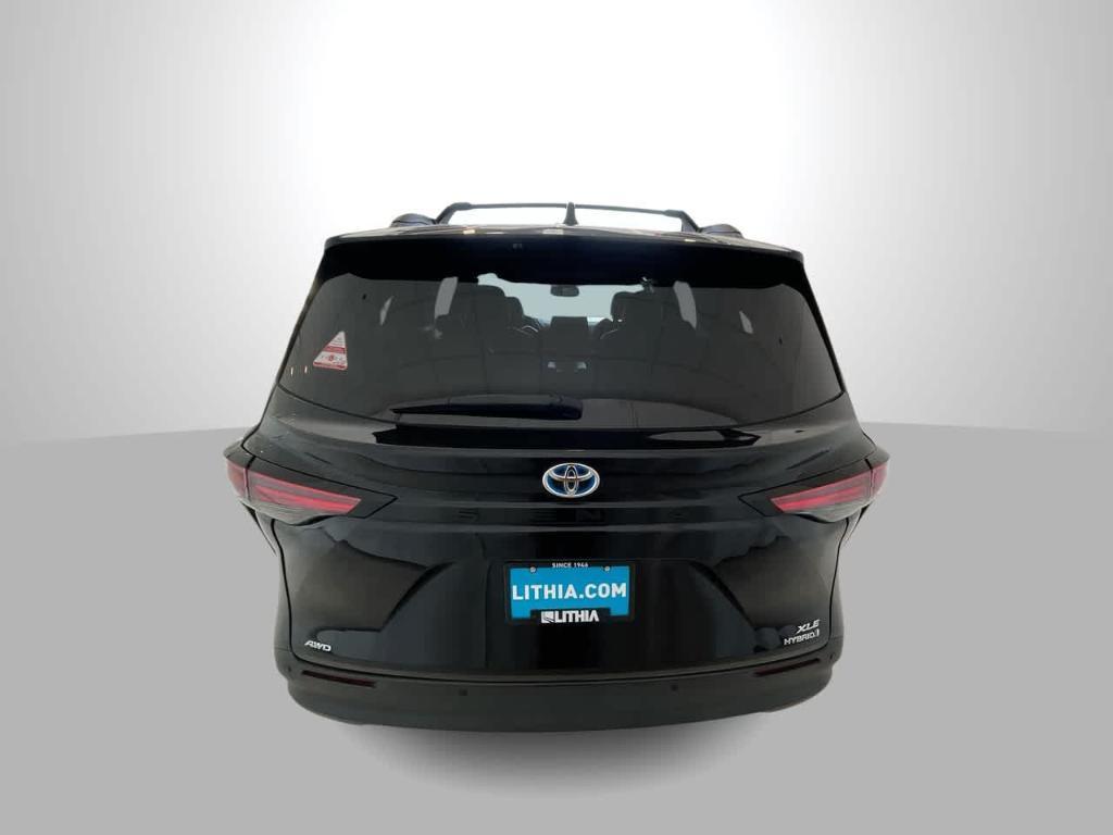 used 2022 Toyota Sienna car, priced at $38,998