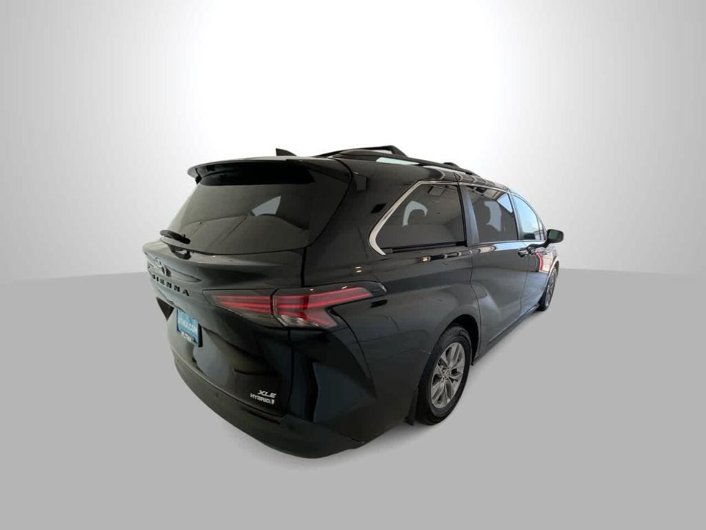 used 2022 Toyota Sienna car, priced at $38,998