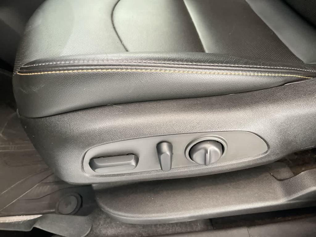used 2019 Chevrolet Equinox car, priced at $20,135