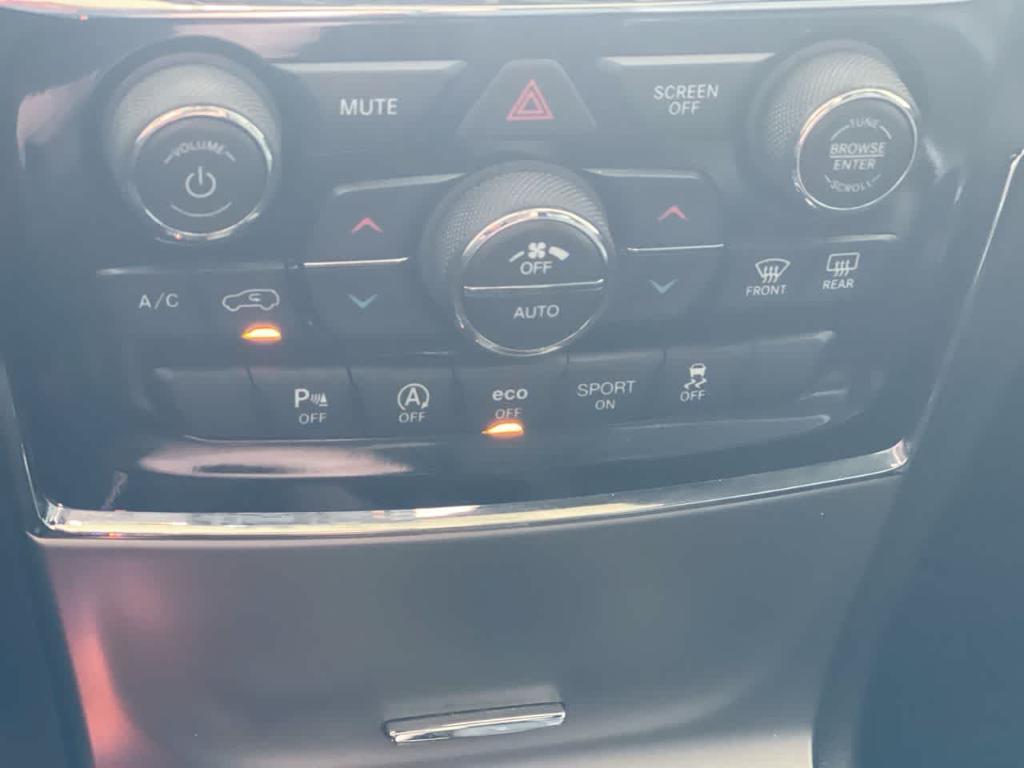 used 2021 Jeep Grand Cherokee car, priced at $21,995