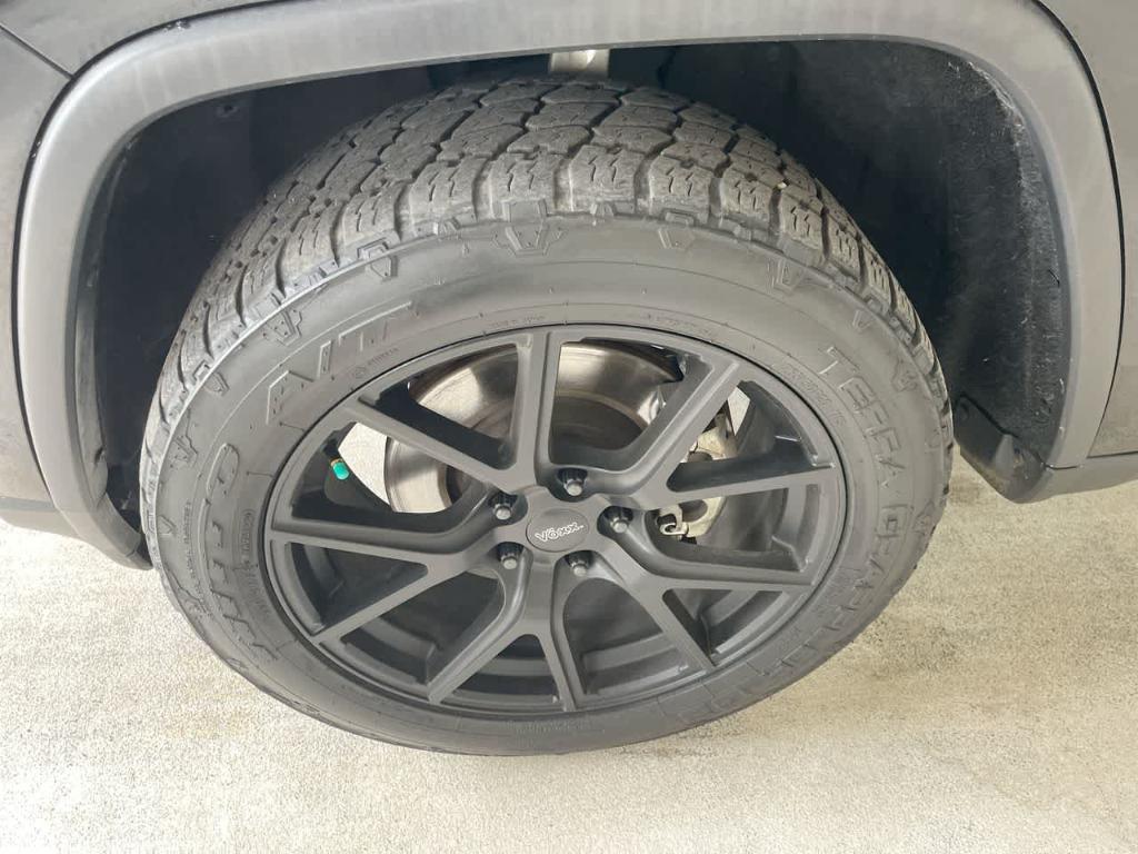 used 2021 Jeep Grand Cherokee car, priced at $21,995
