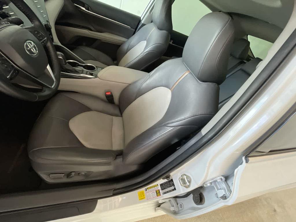 used 2020 Toyota Camry Hybrid car, priced at $23,980