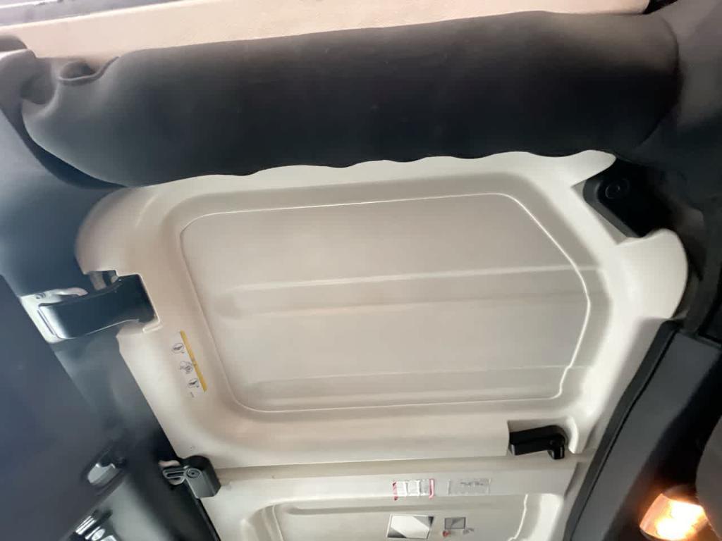 used 2015 Jeep Wrangler Unlimited car, priced at $15,165