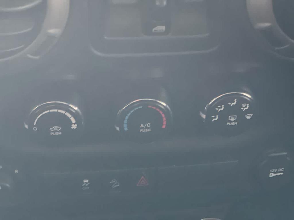 used 2015 Jeep Wrangler Unlimited car, priced at $15,165