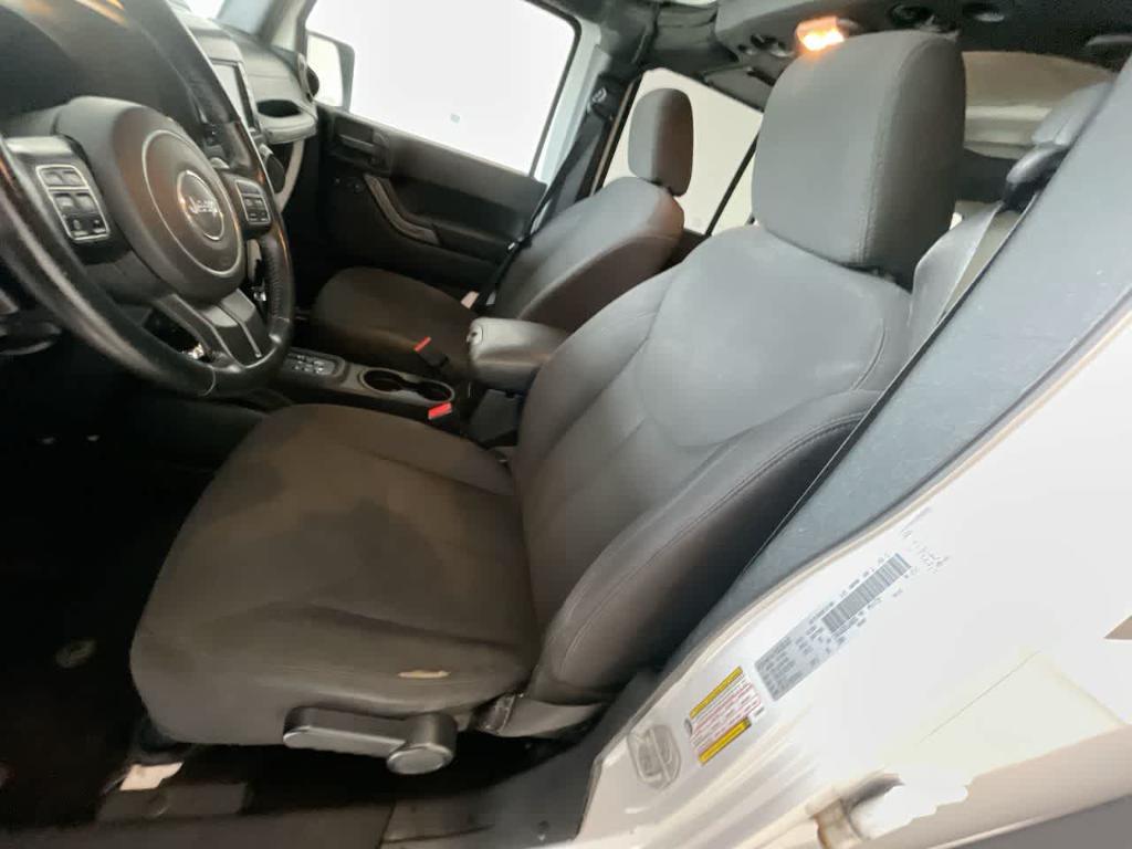 used 2015 Jeep Wrangler Unlimited car, priced at $15,165