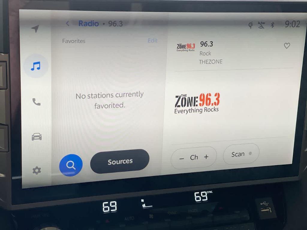 new 2025 Toyota Tundra Hybrid car, priced at $62,261