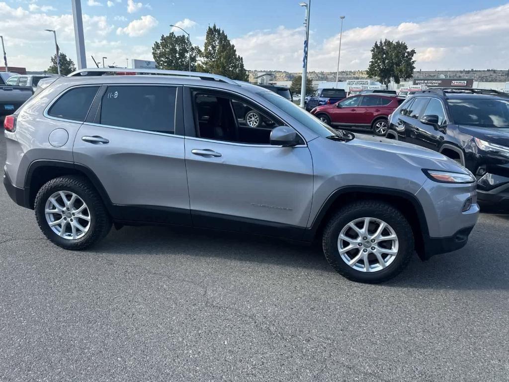 used 2018 Jeep Cherokee car, priced at $14,497