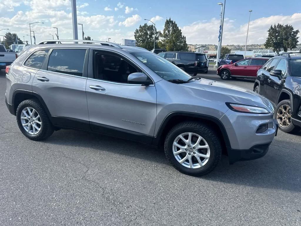 used 2018 Jeep Cherokee car, priced at $14,497