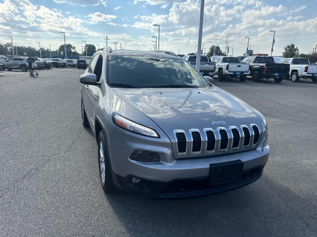 used 2018 Jeep Cherokee car, priced at $14,497