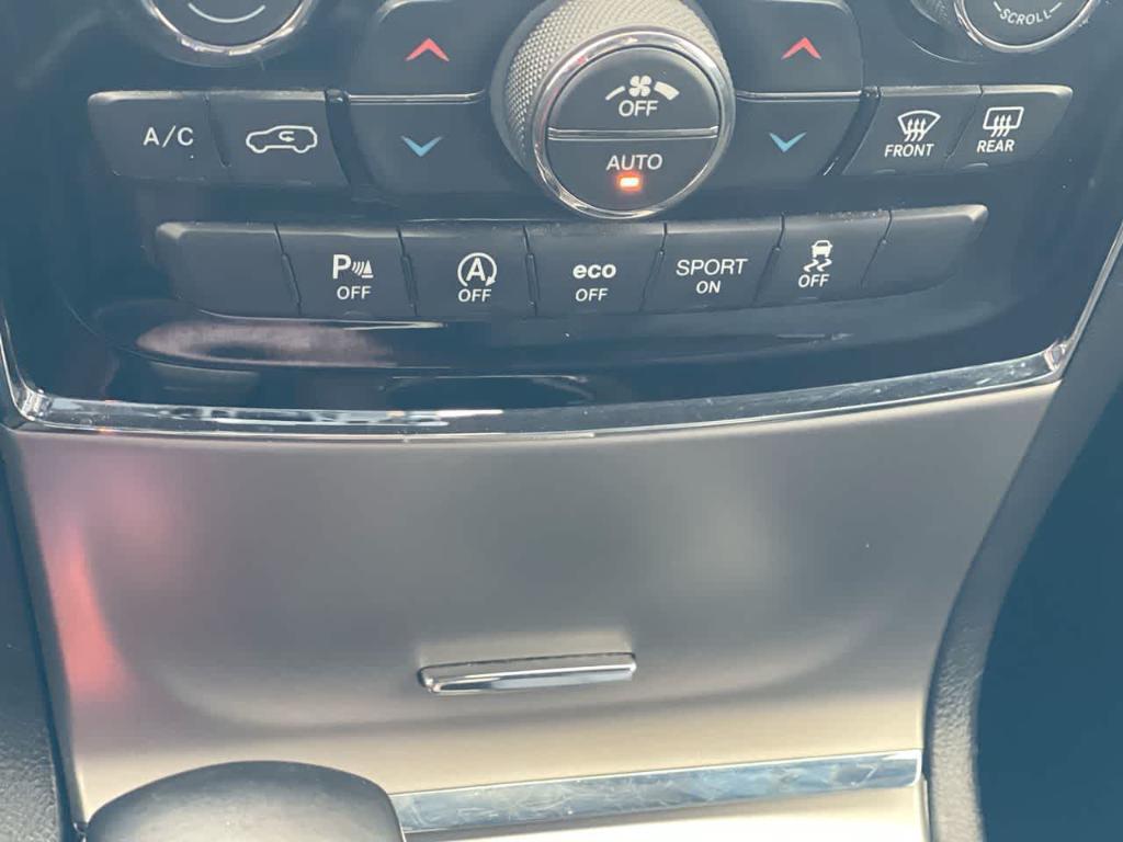 used 2020 Jeep Grand Cherokee car, priced at $19,985