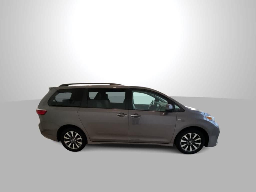 used 2019 Toyota Sienna car, priced at $33,617