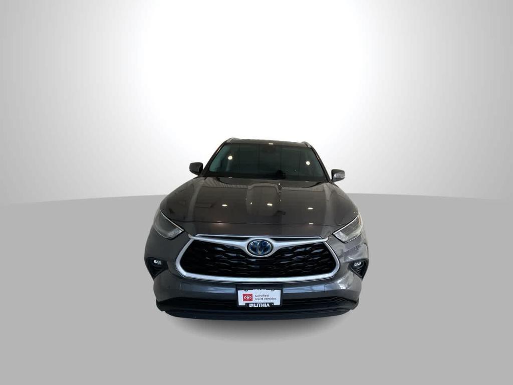 used 2023 Toyota Highlander Hybrid car, priced at $41,896