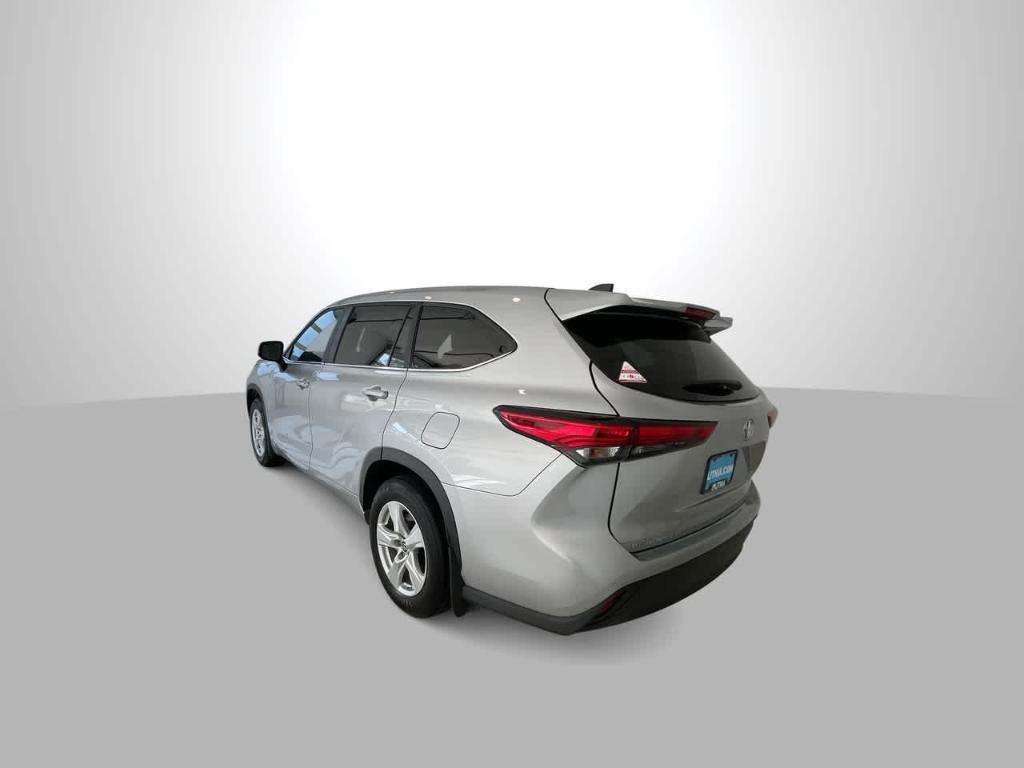 used 2023 Toyota Highlander car, priced at $33,696