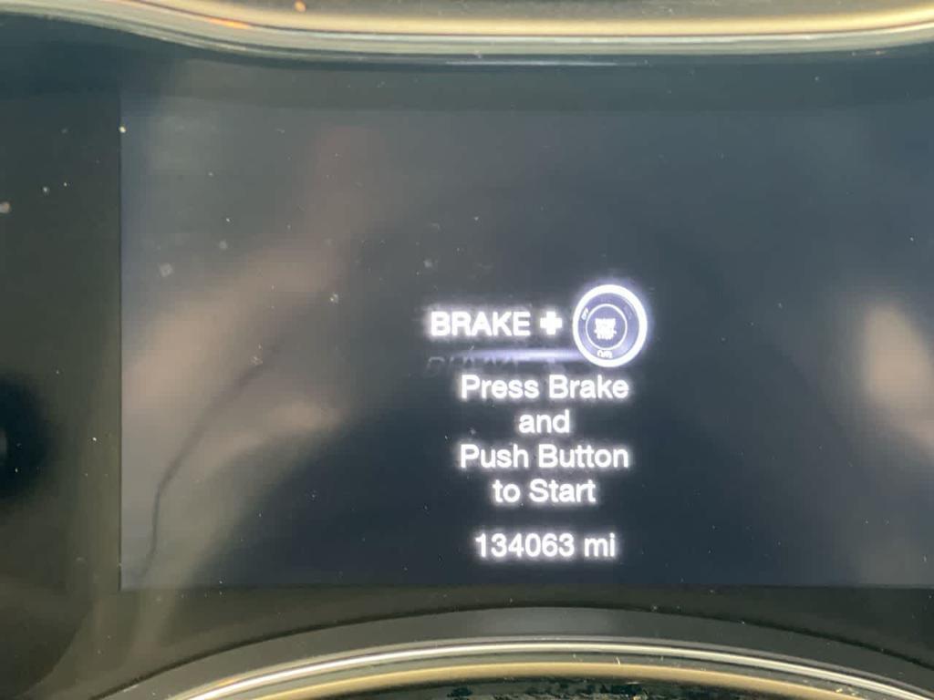 used 2017 Jeep Grand Cherokee car, priced at $13,114
