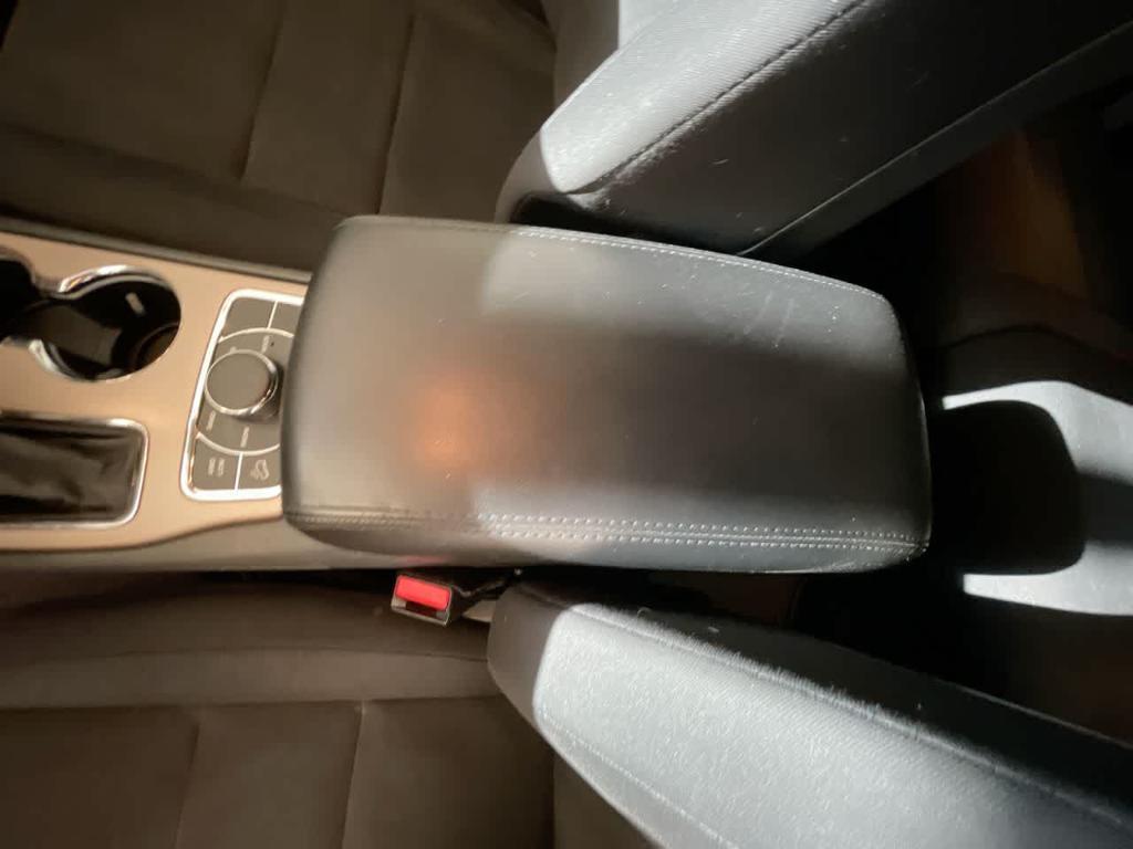 used 2017 Jeep Grand Cherokee car, priced at $13,114