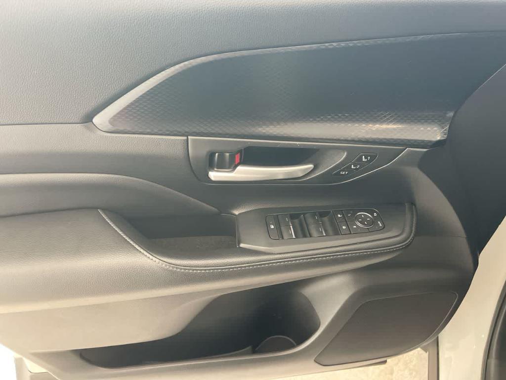 used 2024 Toyota Grand Highlander Hybrid car, priced at $53,599