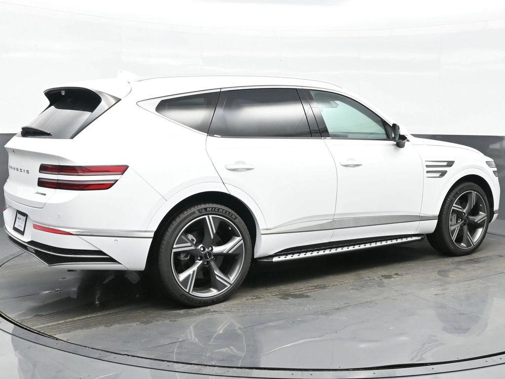 new 2025 Genesis GV80 car, priced at $77,546