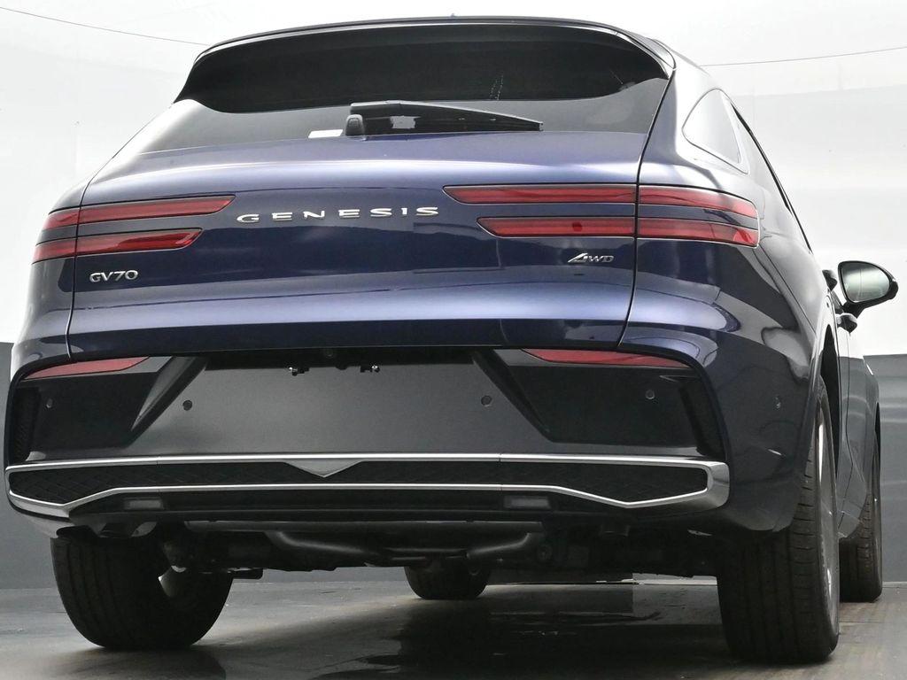 new 2026 Genesis GV70 car