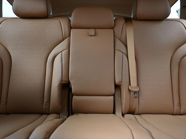 new 2025 Genesis GV80 car, priced at $73,685