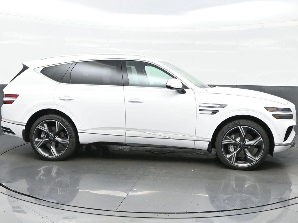 new 2025 Genesis GV80 car, priced at $69,891