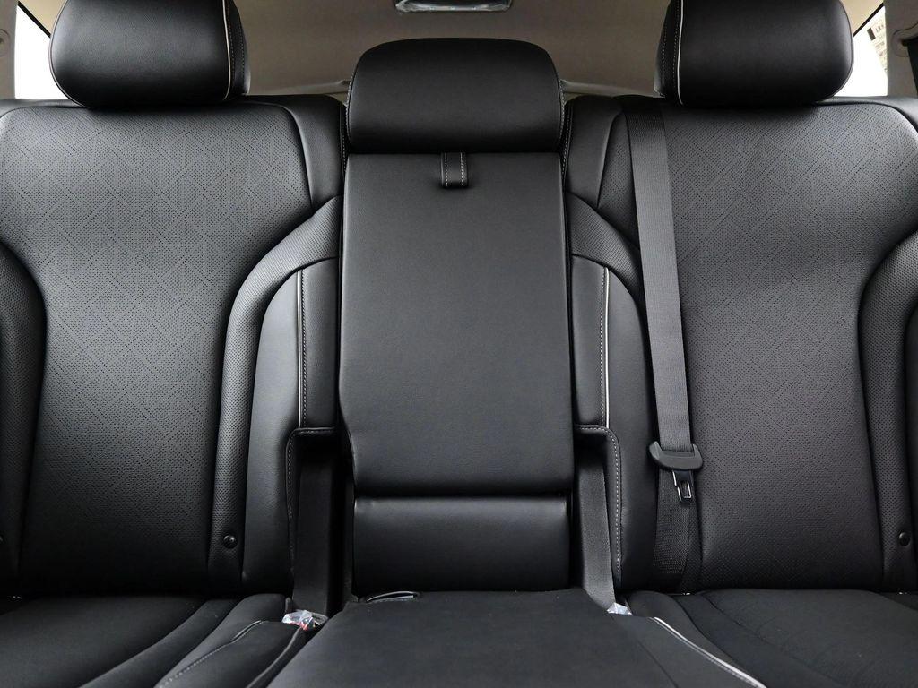 new 2025 Genesis GV80 car, priced at $73,518