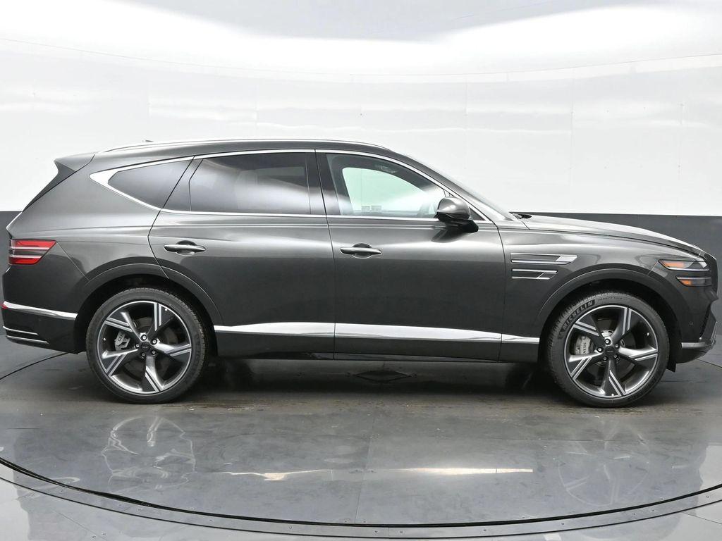 new 2025 Genesis GV80 car, priced at $78,525