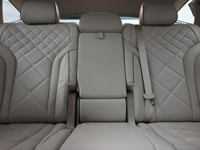 new 2025 Genesis GV80 car, priced at $82,094