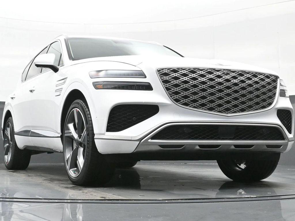 new 2025 Genesis GV80 car, priced at $78,292