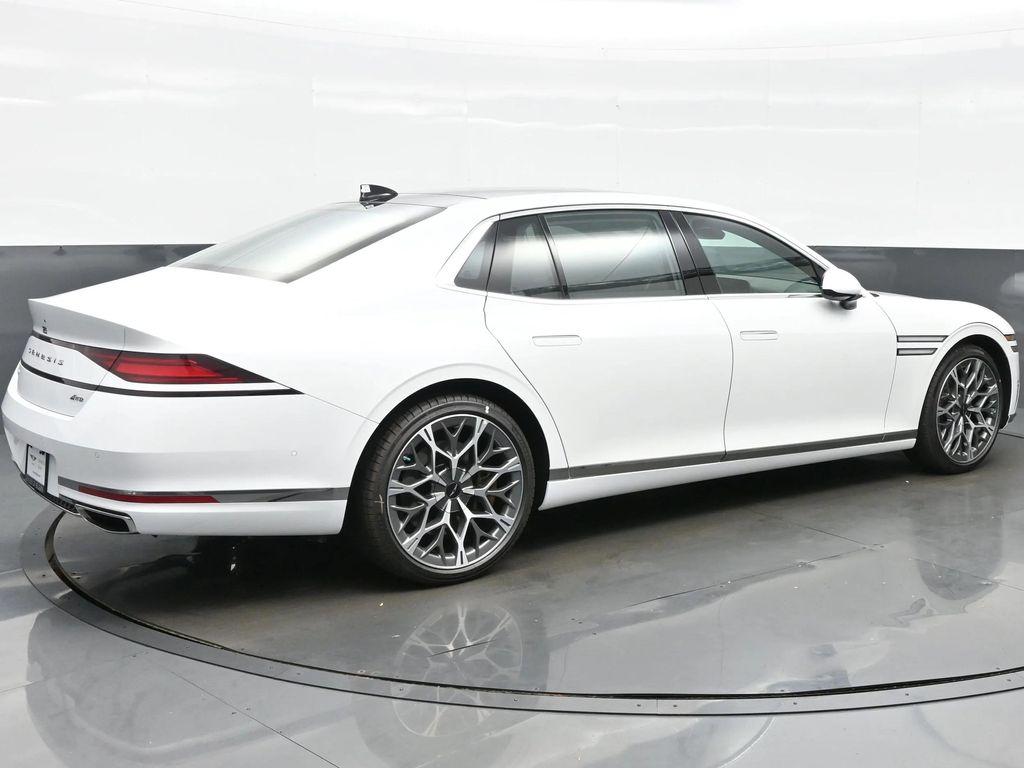 new 2026 Genesis G90 car, priced at $105,145