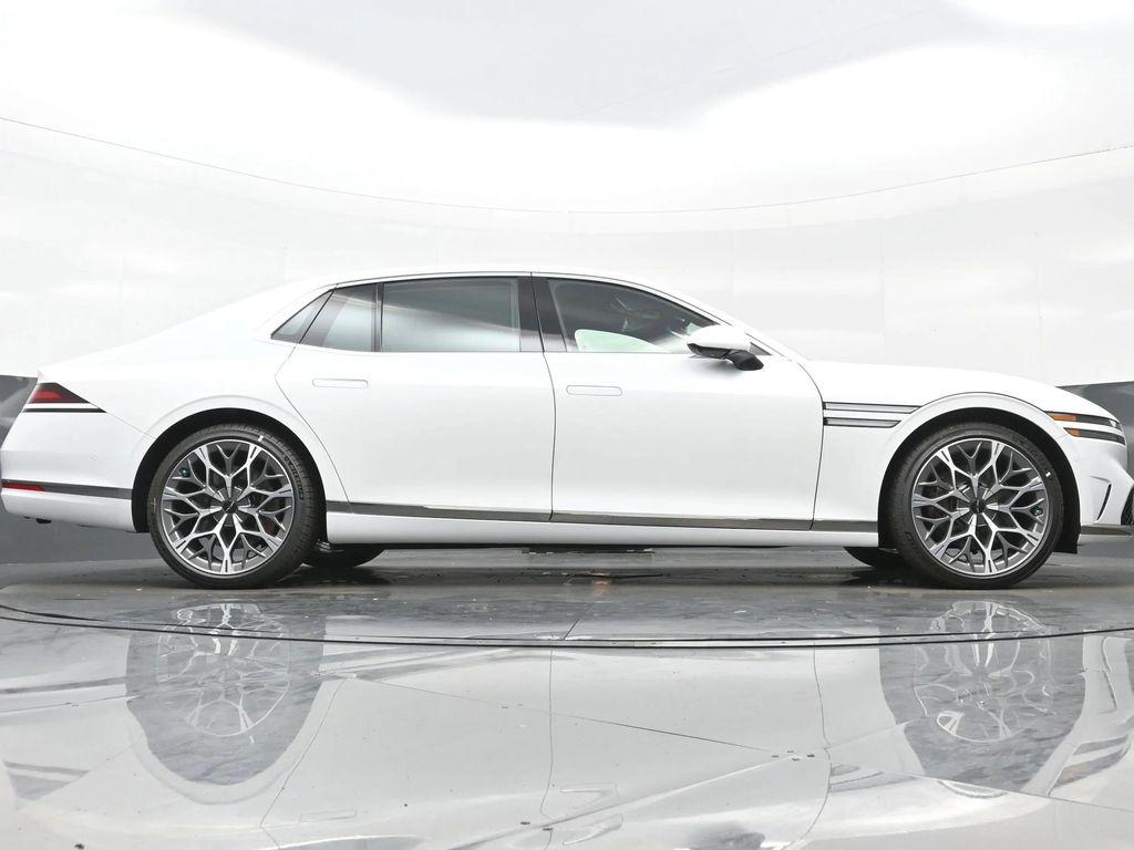 new 2026 Genesis G90 car, priced at $105,145