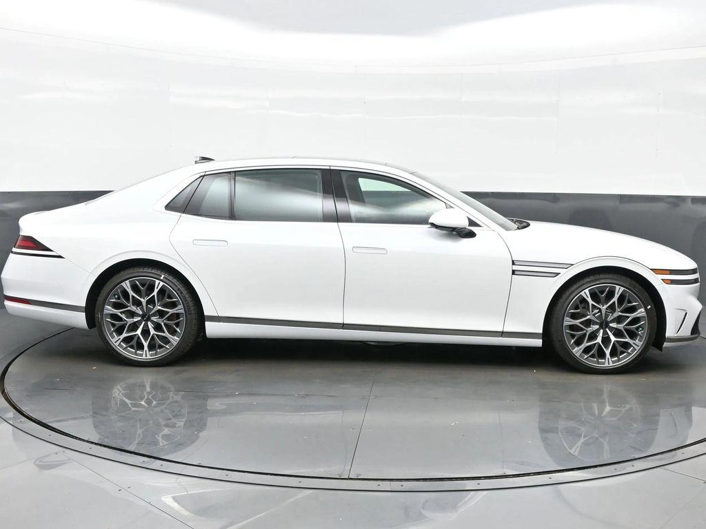 new 2026 Genesis G90 car, priced at $105,145
