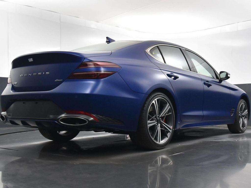 new 2025 Genesis G70 car, priced at $44,672