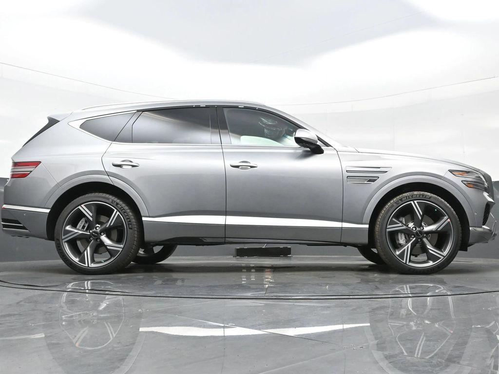 new 2025 Genesis GV80 car, priced at $70,452