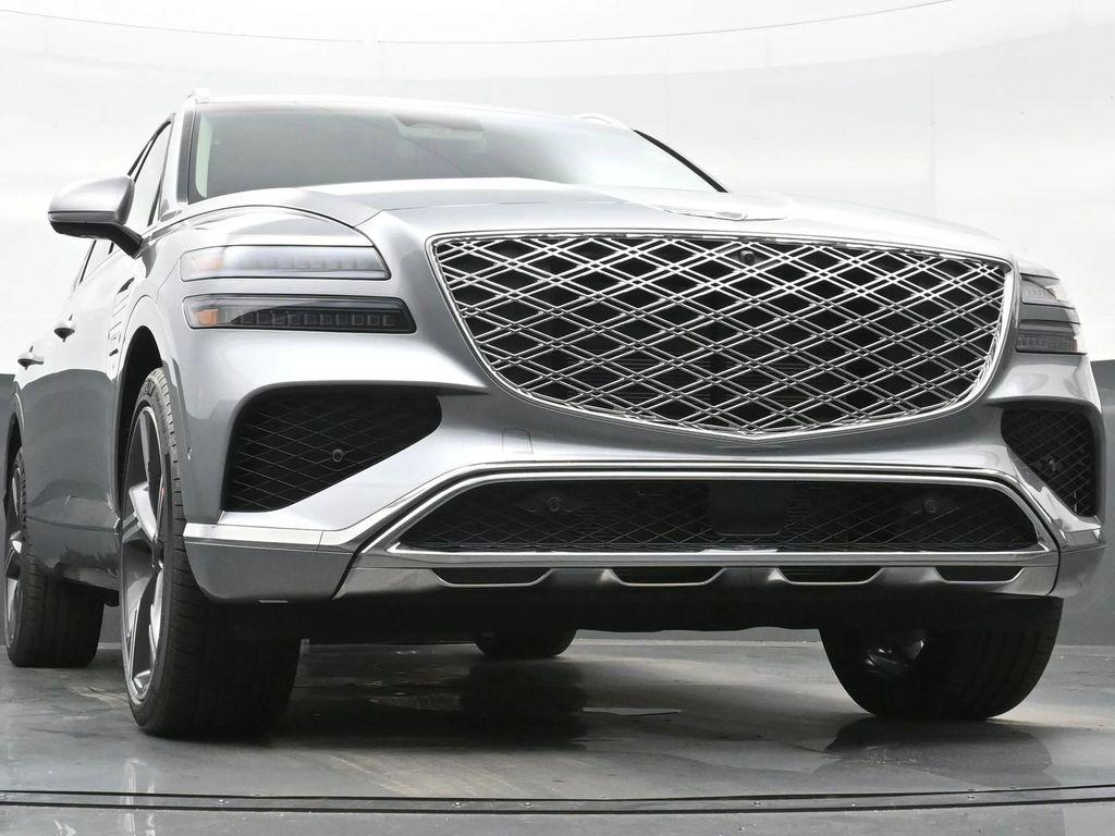 new 2025 Genesis GV80 car, priced at $70,452