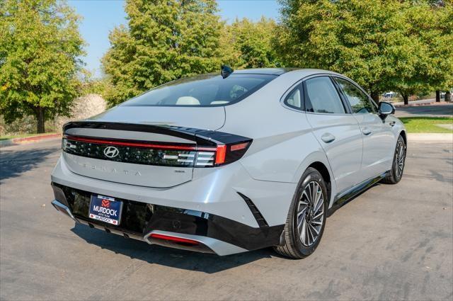 new 2025 Hyundai Sonata Hybrid car, priced at $39,150