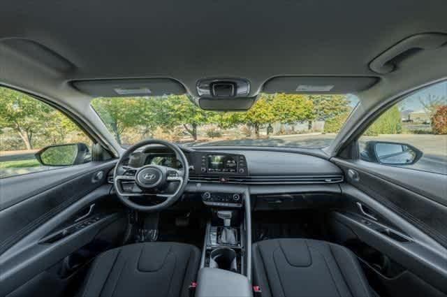 new 2025 Hyundai ELANTRA HEV car, priced at $27,890