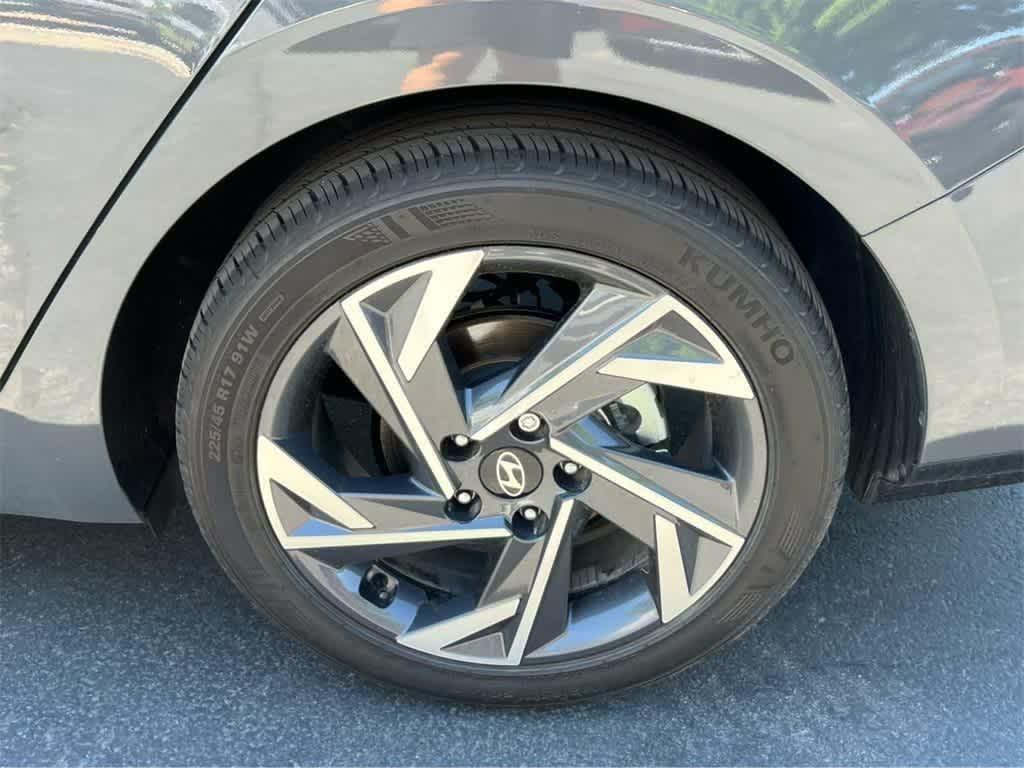 new 2025 Hyundai Elantra car, priced at $23,453