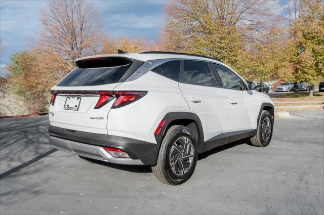 new 2025 Hyundai Tucson Hybrid car, priced at $35,190