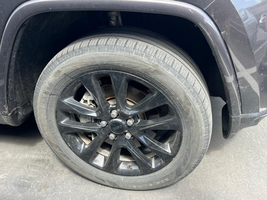 used 2021 Jeep Grand Cherokee car, priced at $26,280
