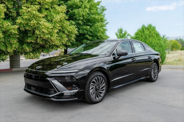 new 2025 Hyundai Sonata Hybrid car, priced at $39,160