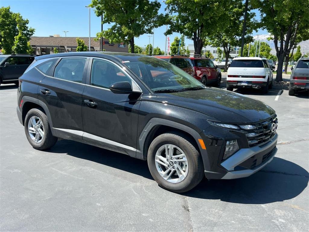 new 2025 Hyundai Tucson car, priced at $28,500