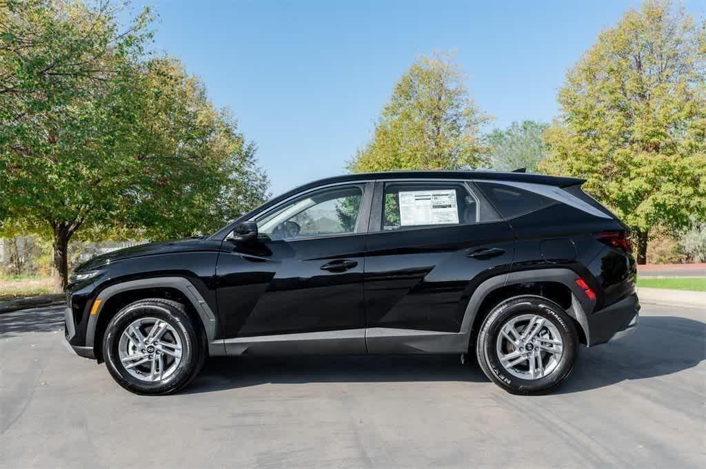 new 2025 Hyundai Tucson car, priced at $28,500