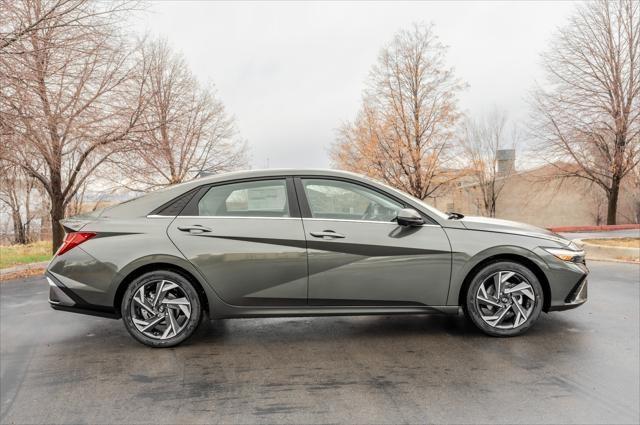 new 2025 Hyundai Elantra car, priced at $28,190