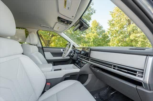 new 2025 Hyundai SANTA FE HEV car, priced at $41,210