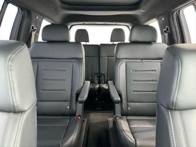 new 2025 Hyundai SANTA FE HEV car, priced at $49,510