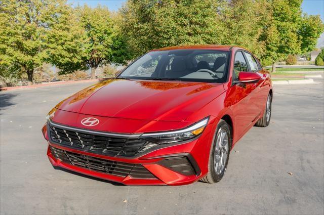 new 2025 Hyundai Elantra HEV car, priced at $27,250