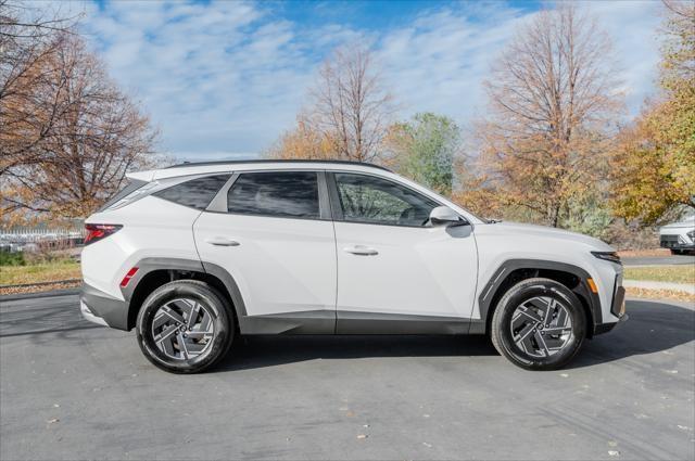 new 2025 Hyundai Tucson Hybrid car